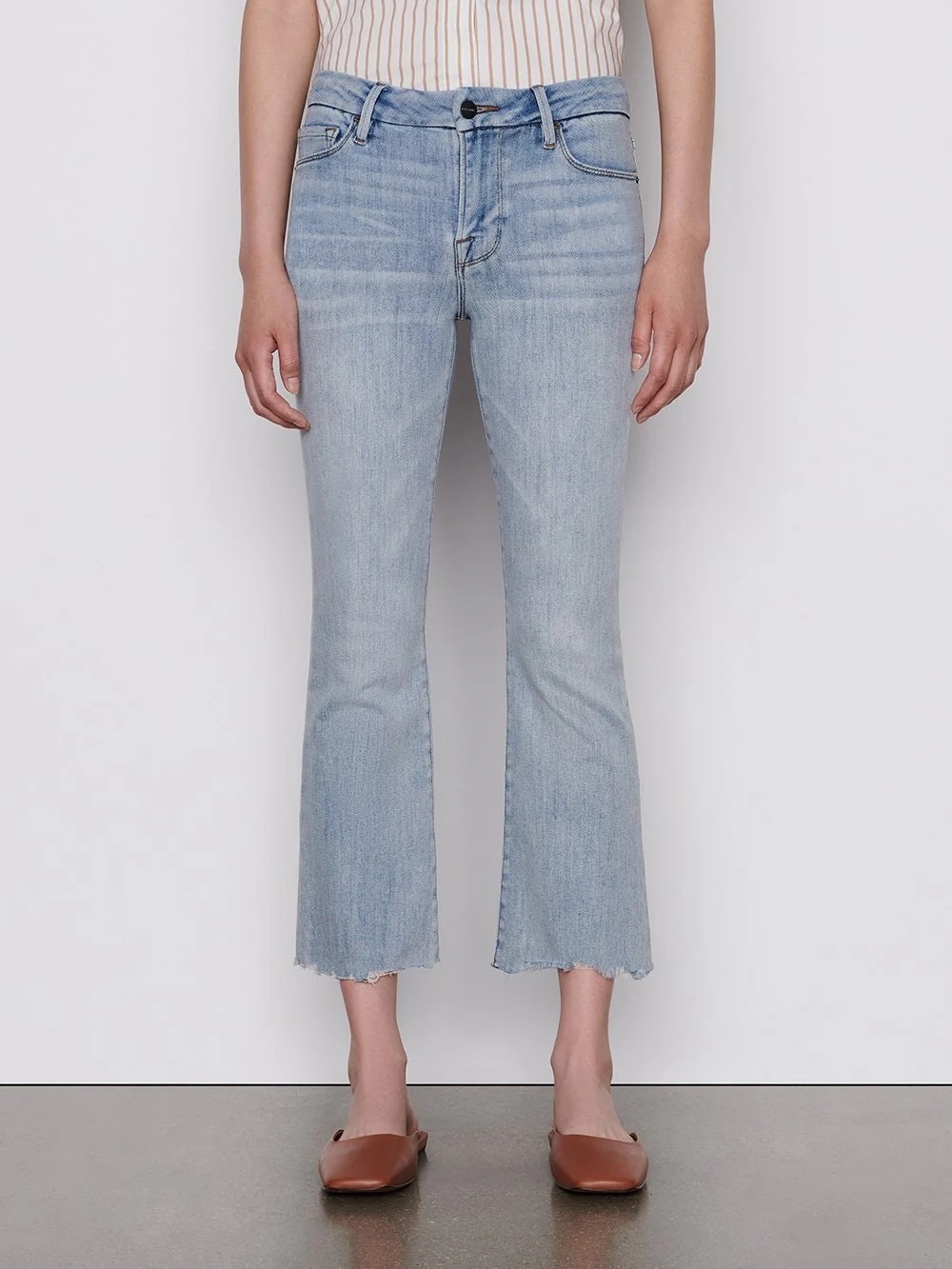 New FRAME Le Crop Mini Boot Jeans 28 NWT Light Wash Raw Hem Alemany Road